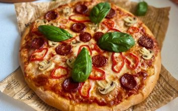 Karışık Pizza Yapımı