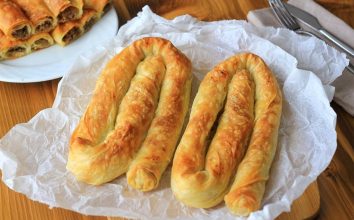 Kıymalı Börek