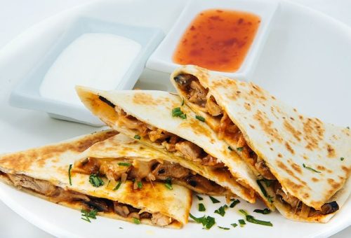 Kaşarlı Tavuklu Quesadilla