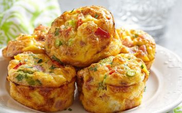 Salamlı Kahvaltılık Muffin