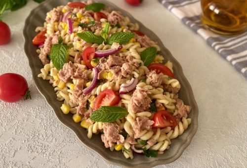 Ton Balıklı Makarna Salatası