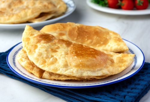 Yağ Çekmeyen Çiğ Börek (Çi börek)